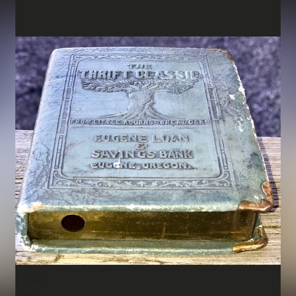 Antique EUGENE LOAN & SAVINGS BANK of Oregon Figural Book Coin Bank - Picture 8 of 8